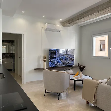 Navas 102 Cosmopolitan Loft-2